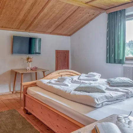 Platzhirsch Small Feriehus *