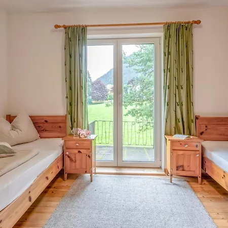 Feriehus Platzhirsch Small