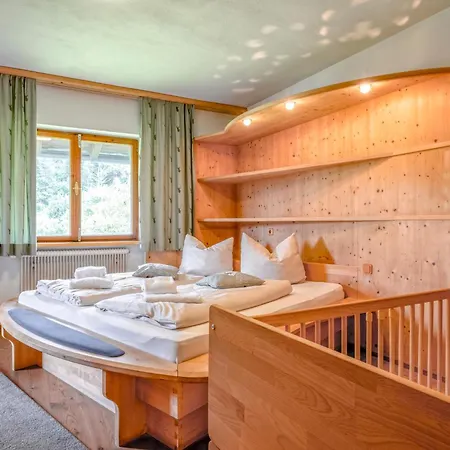 Platzhirsch Small Holiday home Itter