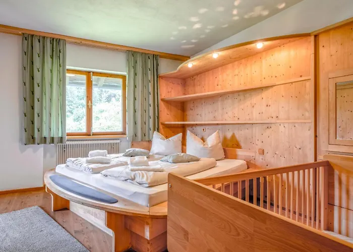 Platzhirsch Small Holiday home Itter